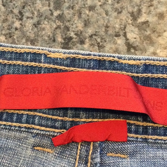 Gloria Vanderbilt women’s denim jeans. Size 16 short - Picture 4 of 6